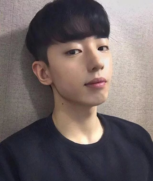包韵澜舒