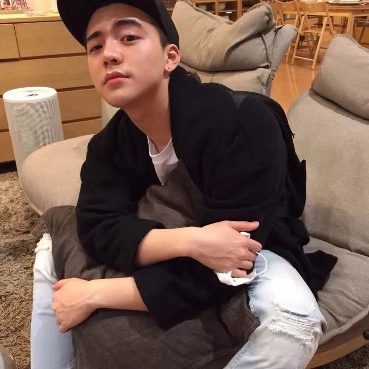 蒲琴仁武