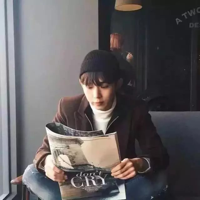 雍逸士瑗