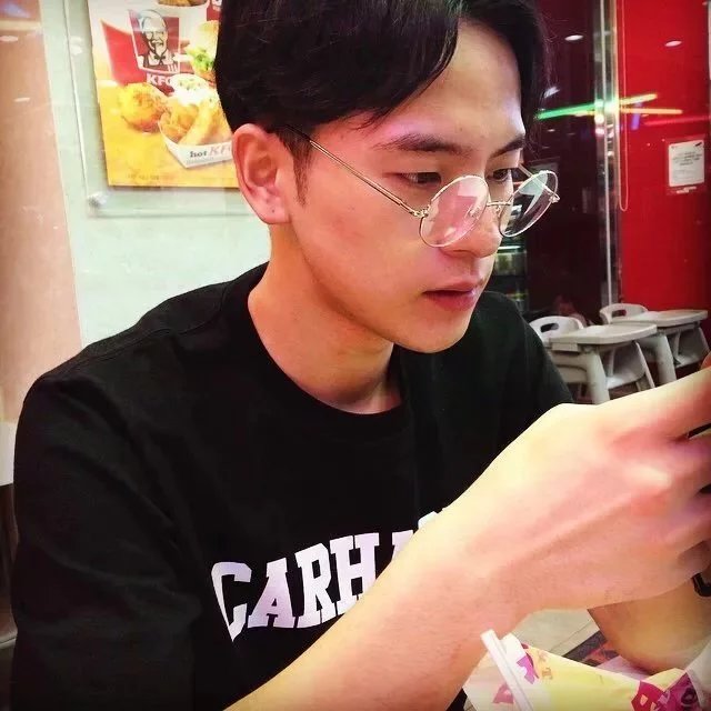 赫连中言翠