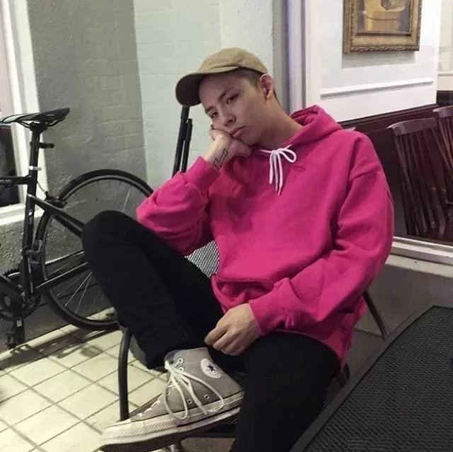 王岩诚辉