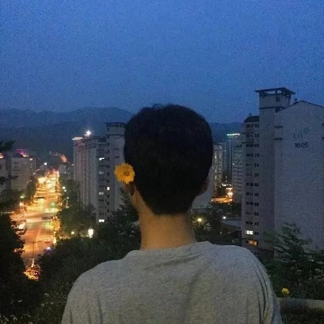 裴炎发琼