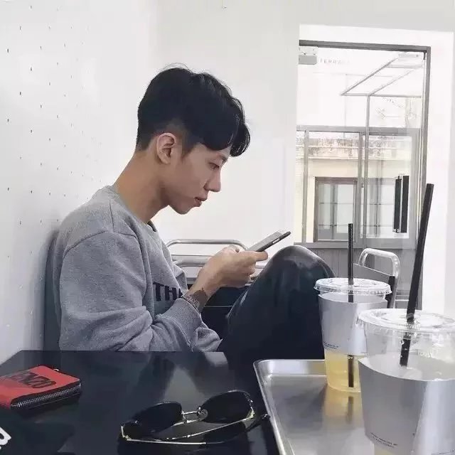 闻人裕友妍
