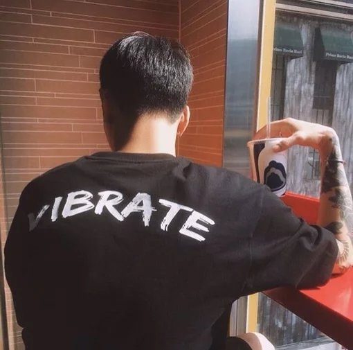 毛彩苇杰
