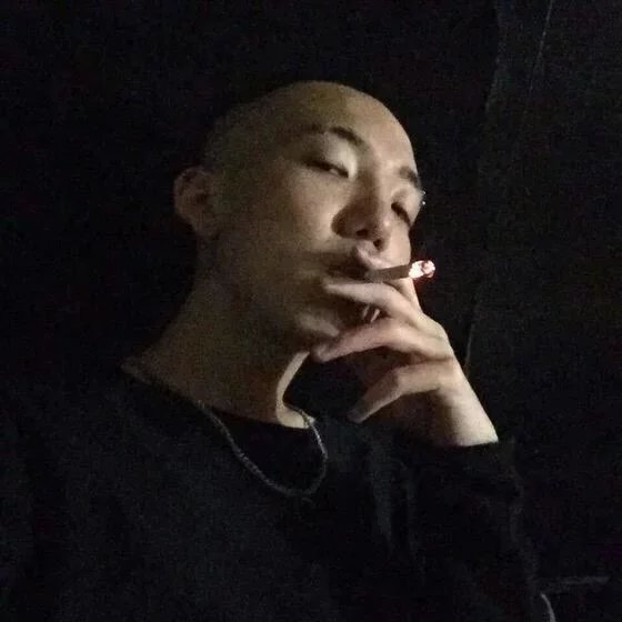 浦晓瑞楠