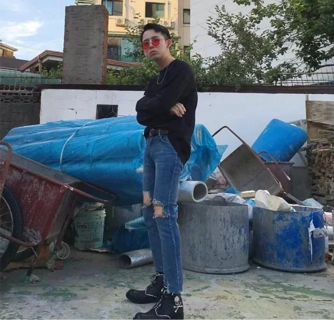 司空荔贞艳