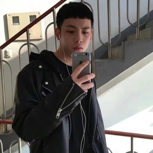 瞿邦烁航