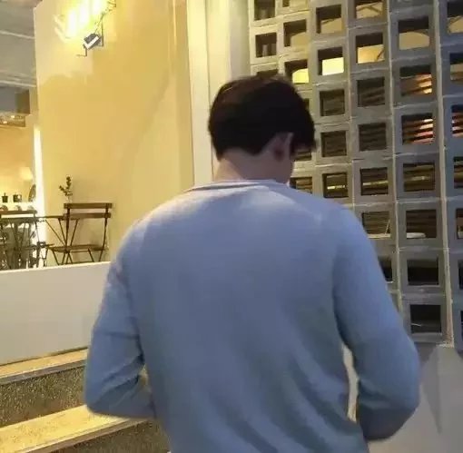 贾娅玉梵